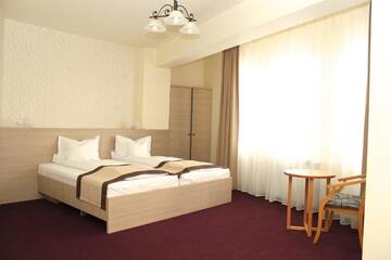 Фото номера Стандартный двухместный номер с 1 кроватью Гостевой дом Pensiunea Rix Rooms г. Фокшани 11