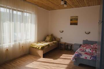Фото номера Трехместный номер Гостевой дом Casa Rustica г. Фокшани 3