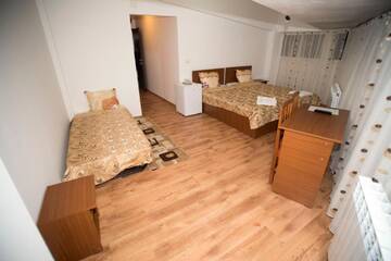 Фото Хостелы Hostel Ruxandra г. Фокшани 1