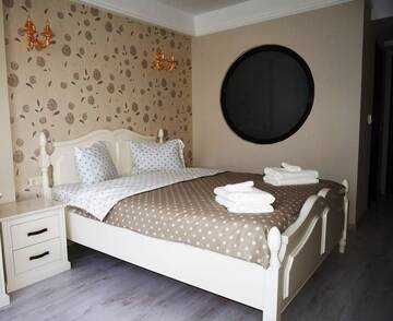 Фото номера Двухместный номер Делюкс с 1 кроватью Отель Romantic Boutique Hotel г. Фокшани 8